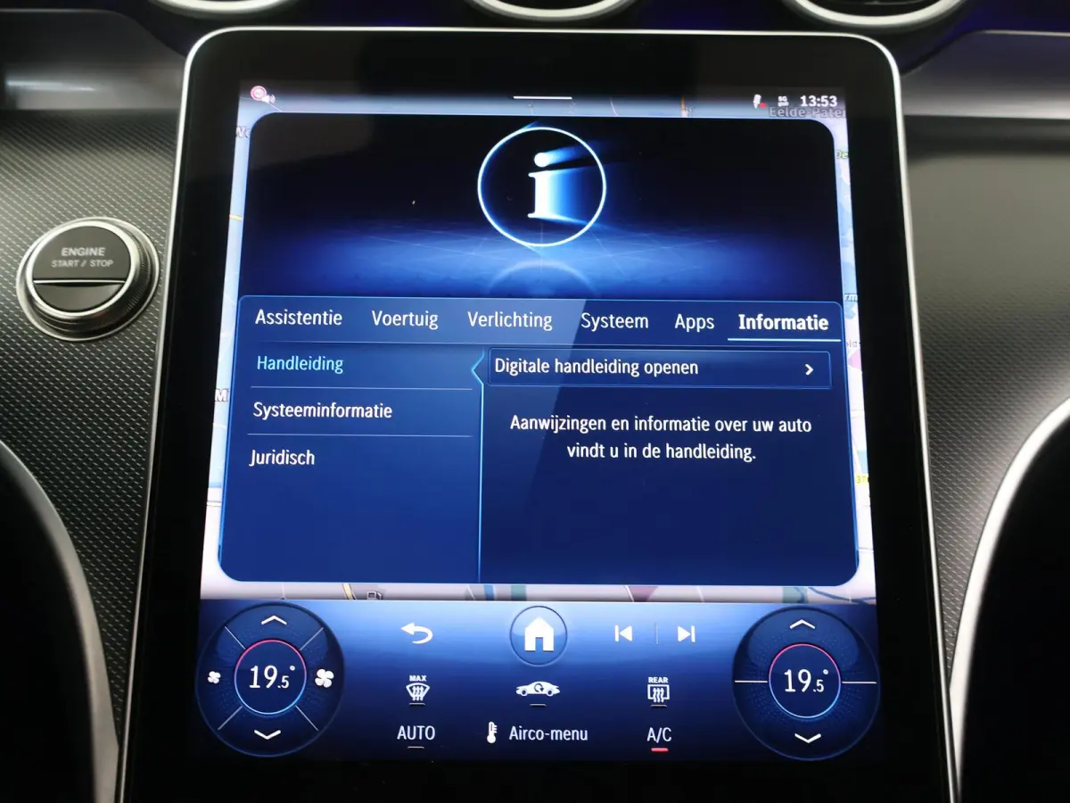 300 e Business Solution | Achteruitrijcamera |  Voorstoelen verwarmd | Apple CarPlay