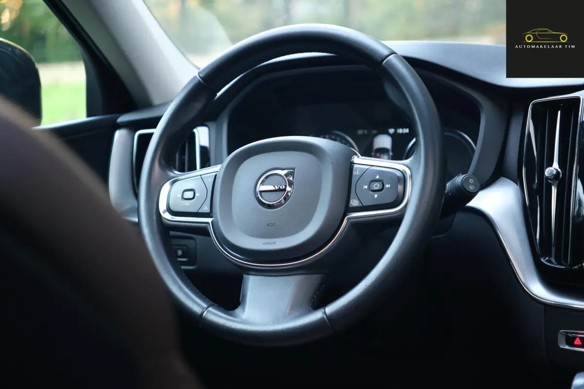 2.0 T8 Twin Engine AWD / SOH 89%