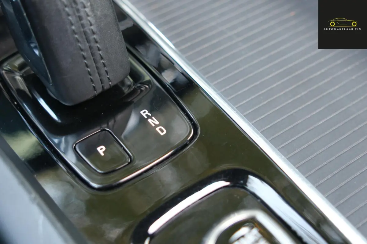 2.0 T8 Twin Engine AWD / SOH 89%