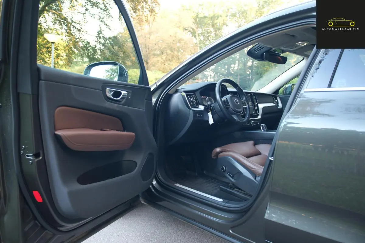 2.0 T8 Twin Engine AWD / SOH 89%