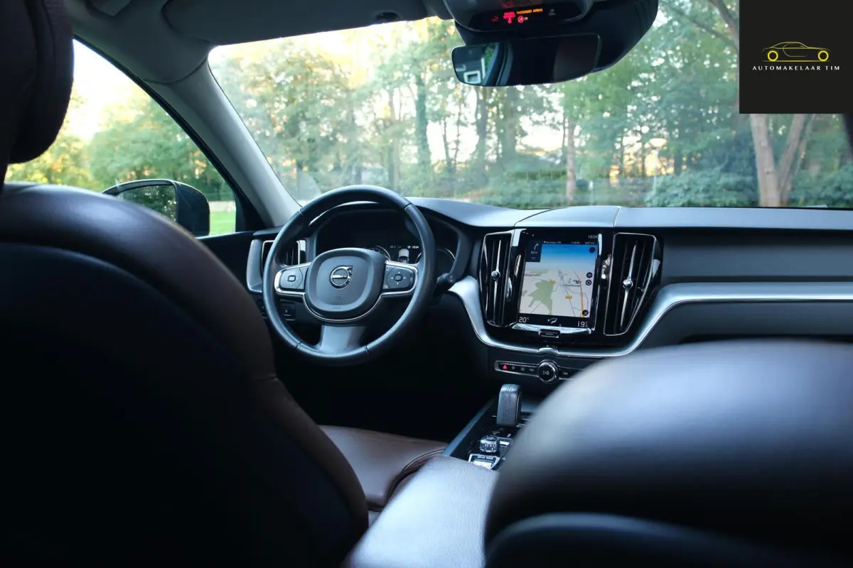 2.0 T8 Twin Engine AWD / SOH 89%