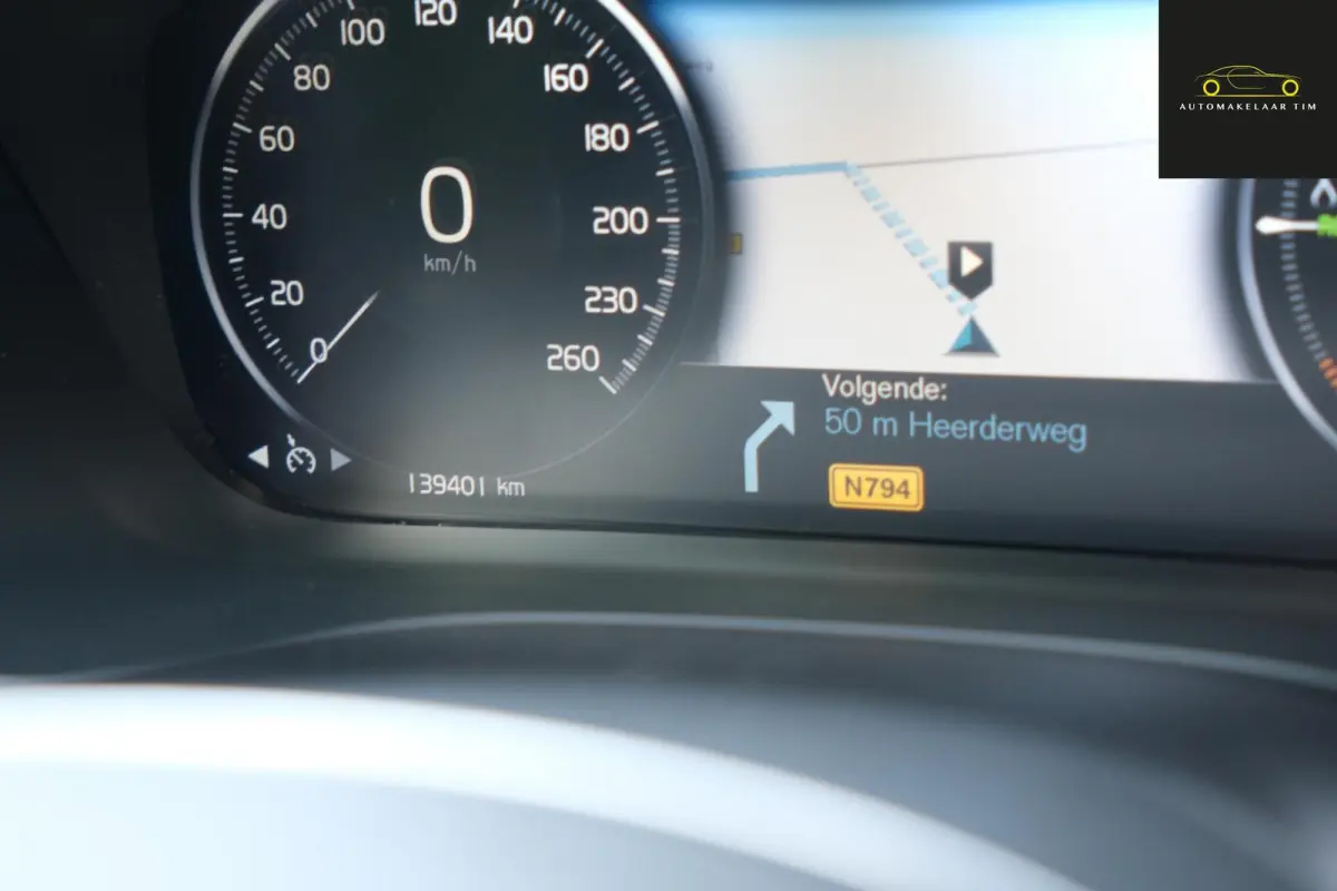 2.0 T8 Twin Engine AWD / SOH 89%