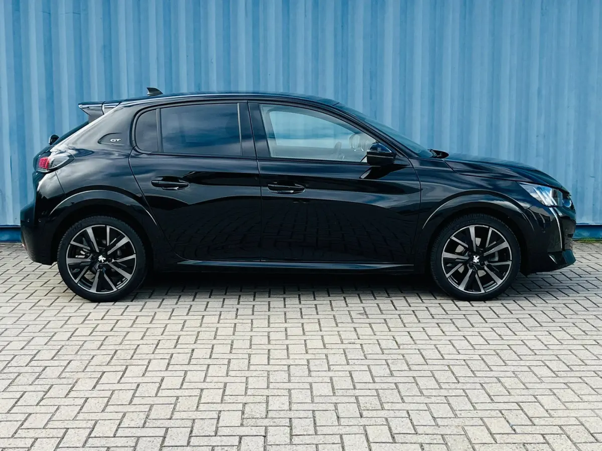 1.2 PureTech GT Pack | Achteruitrijcamera | Apple Carplay/Android Auto|telefoonintegratie premium | Elektrische ramen achter