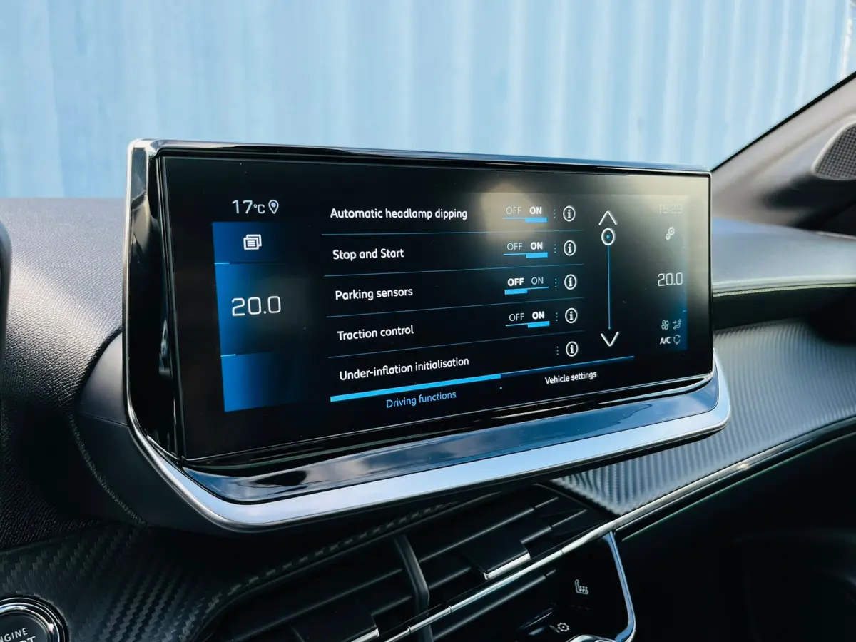 1.2 PureTech GT Pack | Achteruitrijcamera | Apple Carplay/Android Auto|telefoonintegratie premium | Elektrische ramen achter