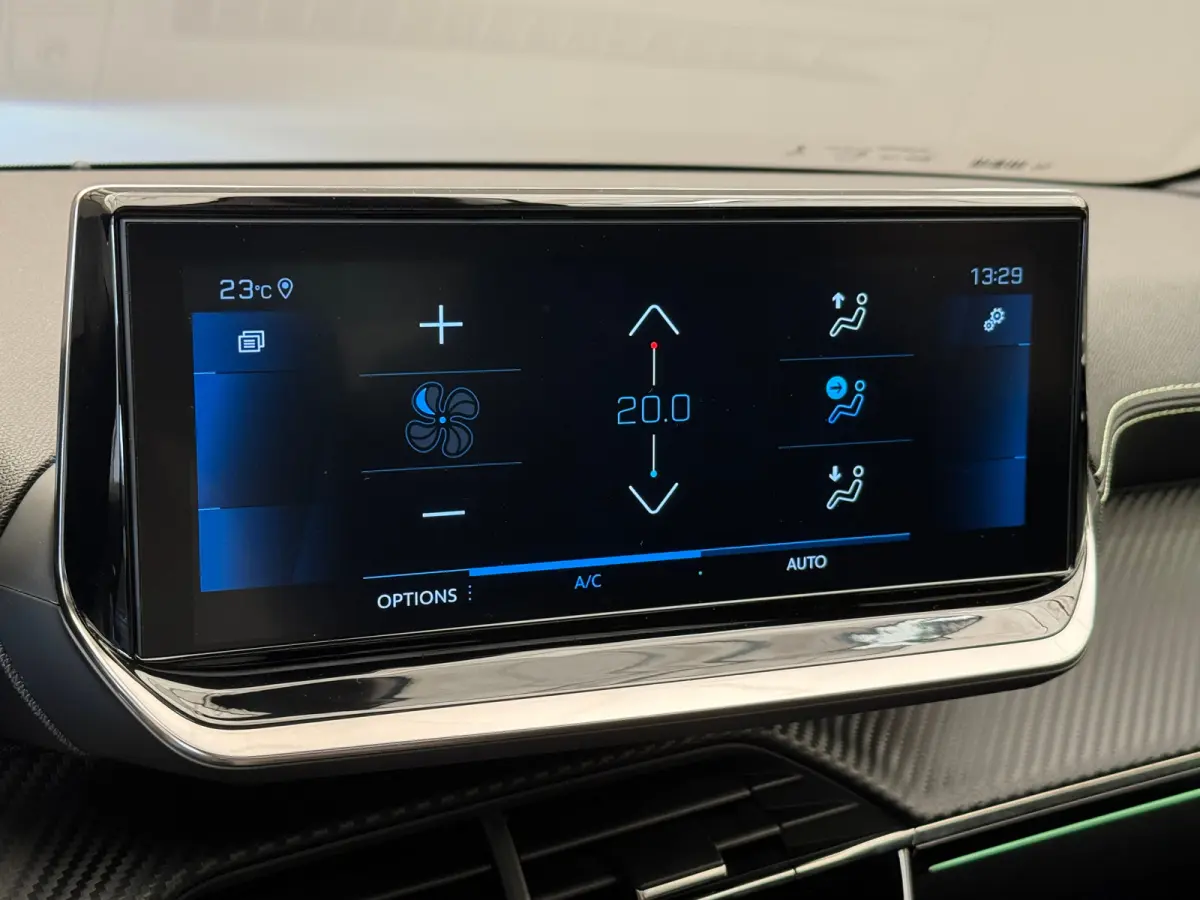 1.2 PureTech GT Pack | Achteruitrijcamera | Apple Carplay/Android Auto|telefoonintegratie premium | Elektrische ramen achter