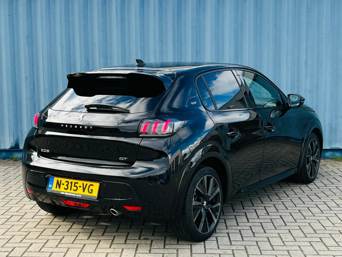 1.2 PureTech GT Pack | Achteruitrijcamera | Apple Carplay/Android Auto|telefoonintegratie premium | Elektrische ramen achter