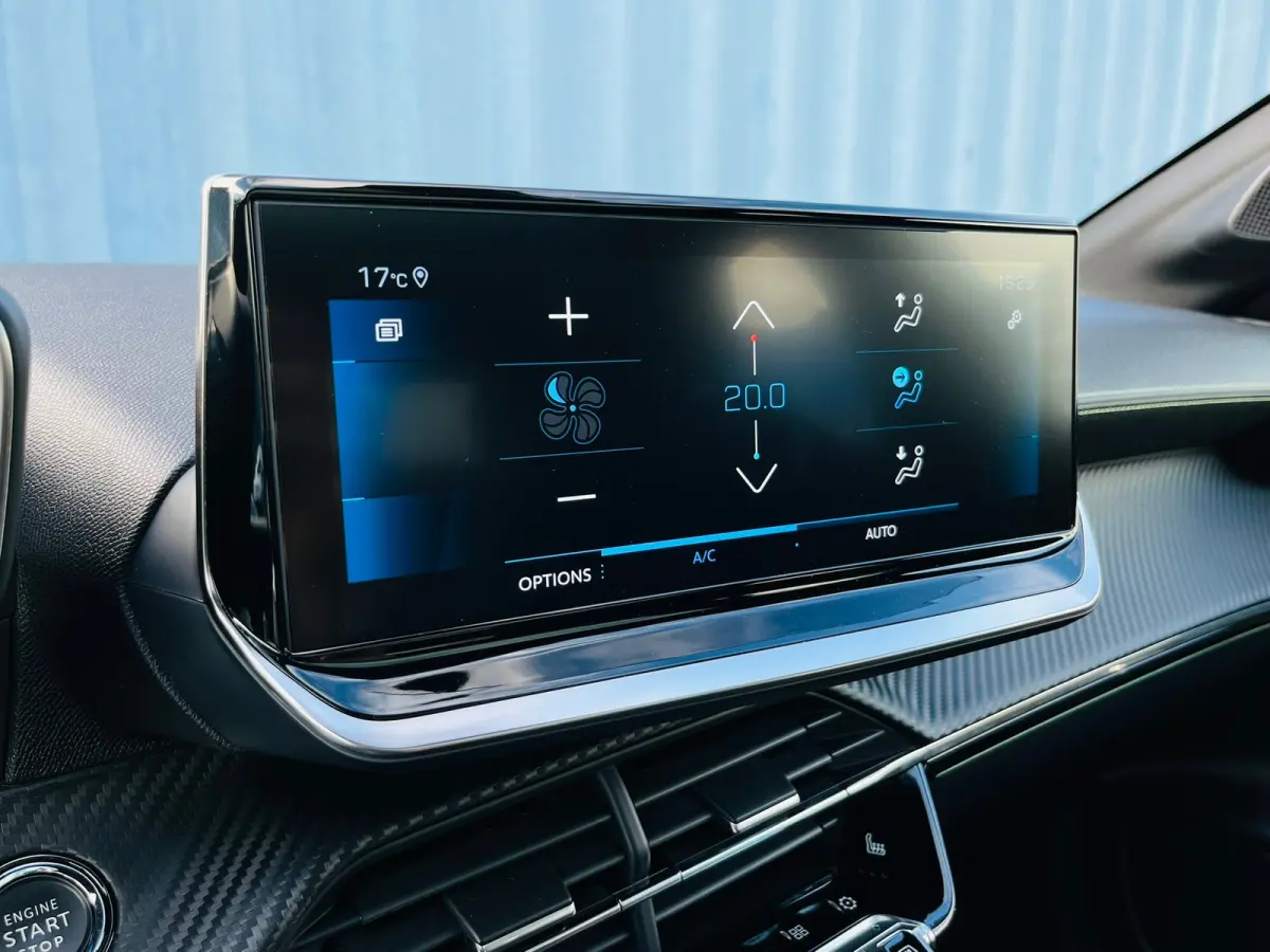 1.2 PureTech GT Pack | Achteruitrijcamera | Apple Carplay/Android Auto|telefoonintegratie premium | Elektrische ramen achter