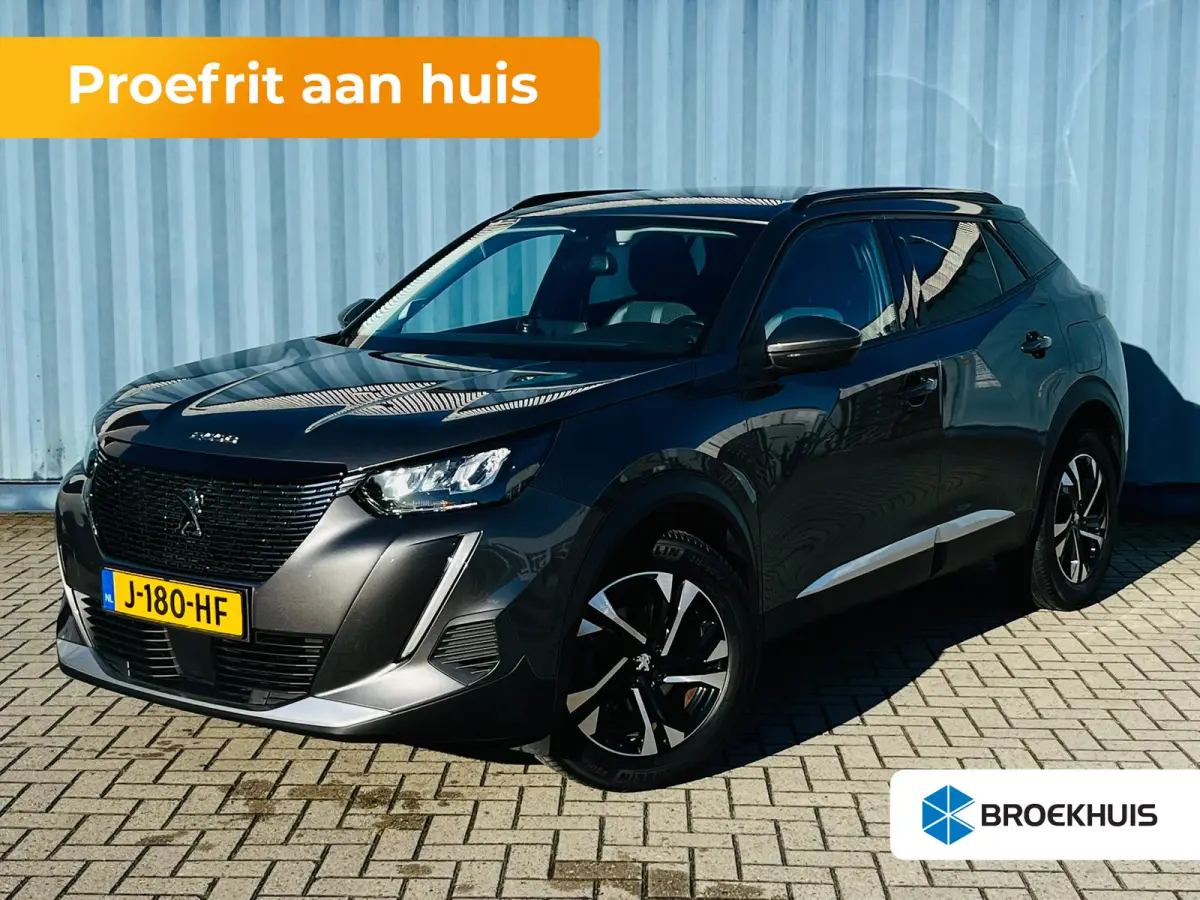 1.2 PureTech Allure | Achterbank in delen neerklapbaar | Achteruitrijcamera | Airco (automatisch)