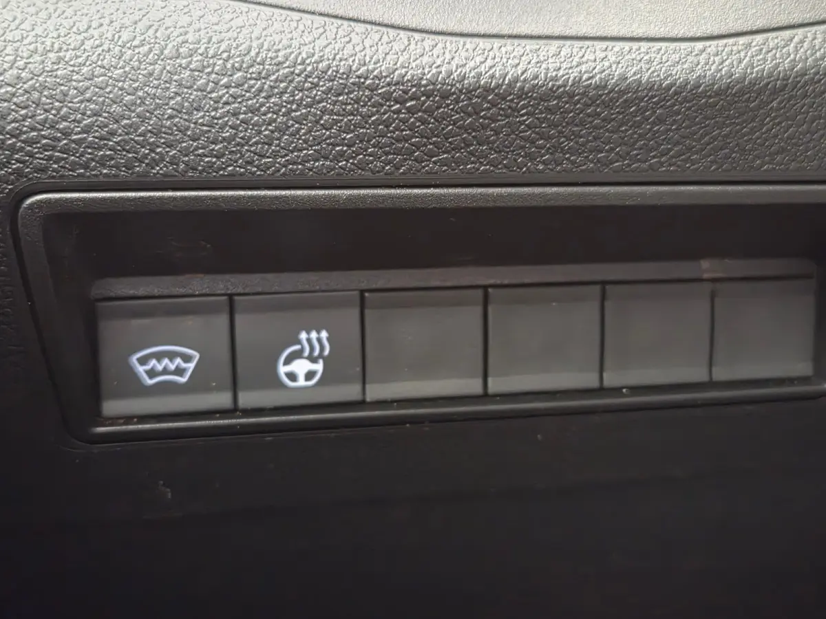 1.5 BlueHDi 100 S&S L2 | Achteruitrijcamera | Airco | Apple Carplay/Android Auto|telefoonintegratie premium