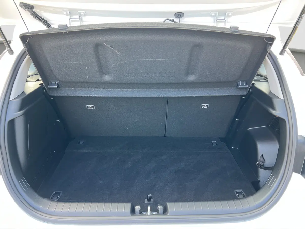 1.0 T-GDI 100pk Comfort | Airco | Camera | Carplay | Cruise control | Dodehoek detectie | Navigatie | Parkeersensoren | Digitaal cockpit | Lichtmetalen velgen