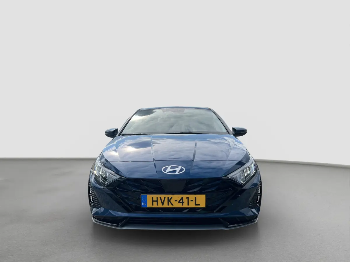 1.0 T-GDI 100pk Premium | Carplay | Climate control | Cruise control | Stoel/stuurverwarming | Camera | Parkeersensoren | DAB | Premium Audio | Lichtmetalen velgen | Navigatie