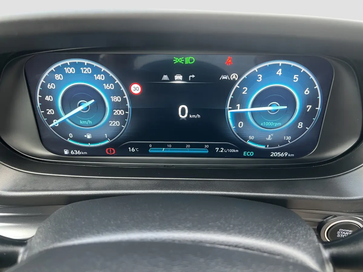 1.0 T-GDI 100pk Premium | Carplay | Climate control | Cruise control | Stoel/stuurverwarming | Camera | Parkeersensoren | DAB | Premium Audio | Lichtmetalen velgen | Navigatie
