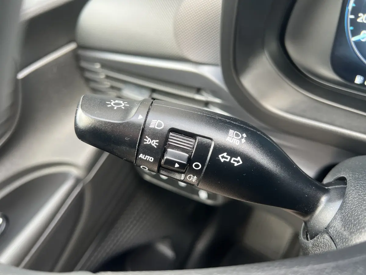 1.0 T-GDI 100pk Premium | Carplay | Climate control | Cruise control | Stoel/stuurverwarming | Camera | Parkeersensoren | DAB | Premium Audio | Lichtmetalen velgen | Navigatie