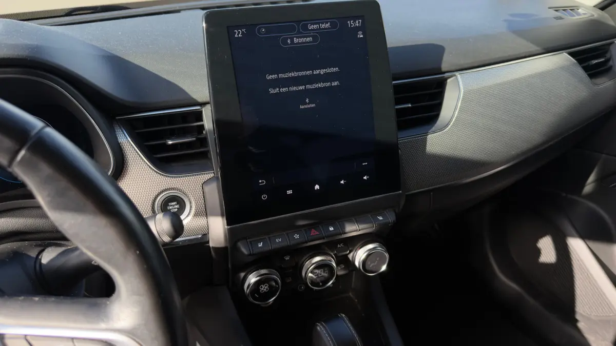 1.6 E-Tech Hybrid 145pk Intens | Trekhaak | Adaptive Cruise | Elektrische bestuurderstoel | Achteruitrijcamera | Carplay | 18" |