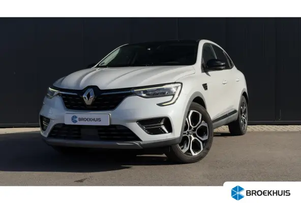 1.6 E-Tech Hybrid 145pk Intens | Trekhaak | Adaptive Cruise | Elektrische bestuurderstoel | Achteruitrijcamera | Carplay | 18" |