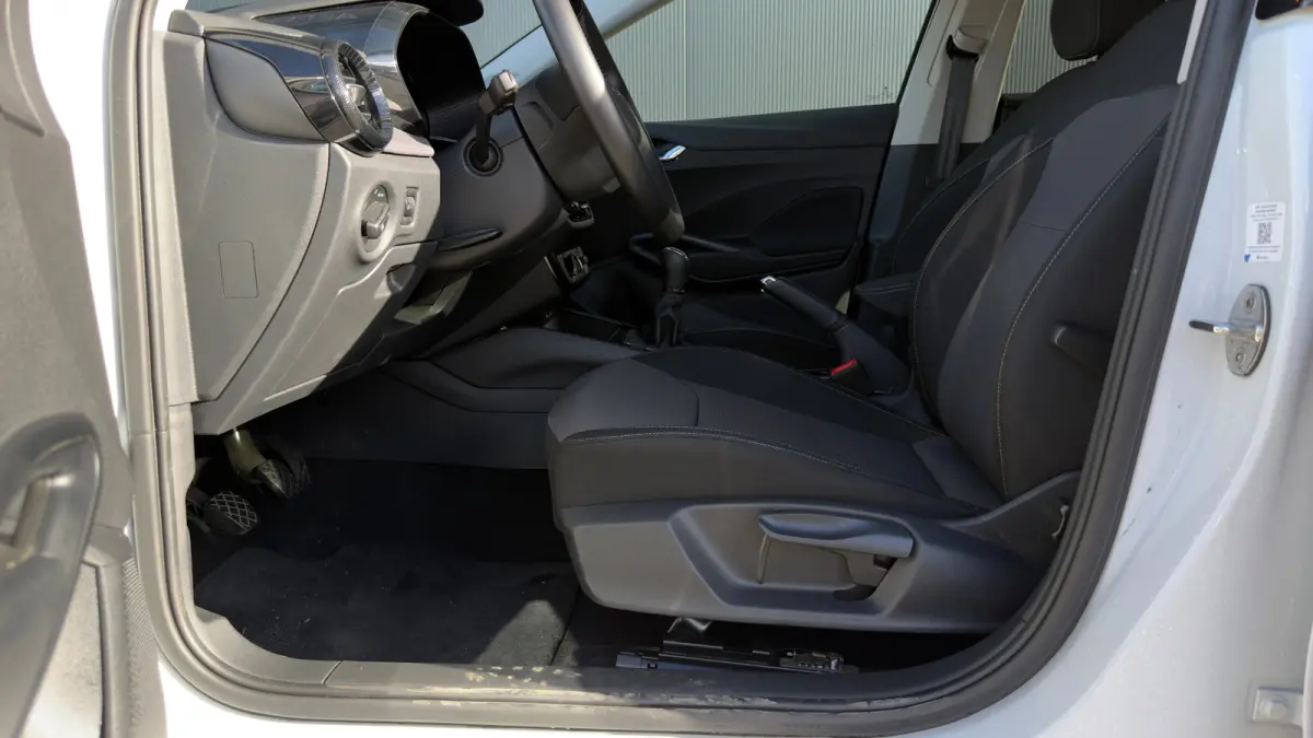 95pk 1.0 TSI Selection | Cruise Control | Airco | Carplay | 15" |