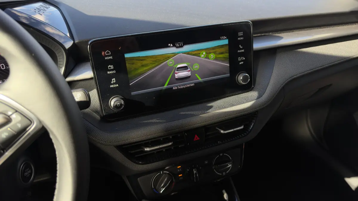 95pk 1.0 TSI Selection | Cruise Control | Airco | Carplay | 15" |