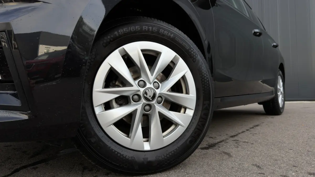 95pk 1.0 TSI Selection | Cruise Control | Airco | Carplay | 15" |