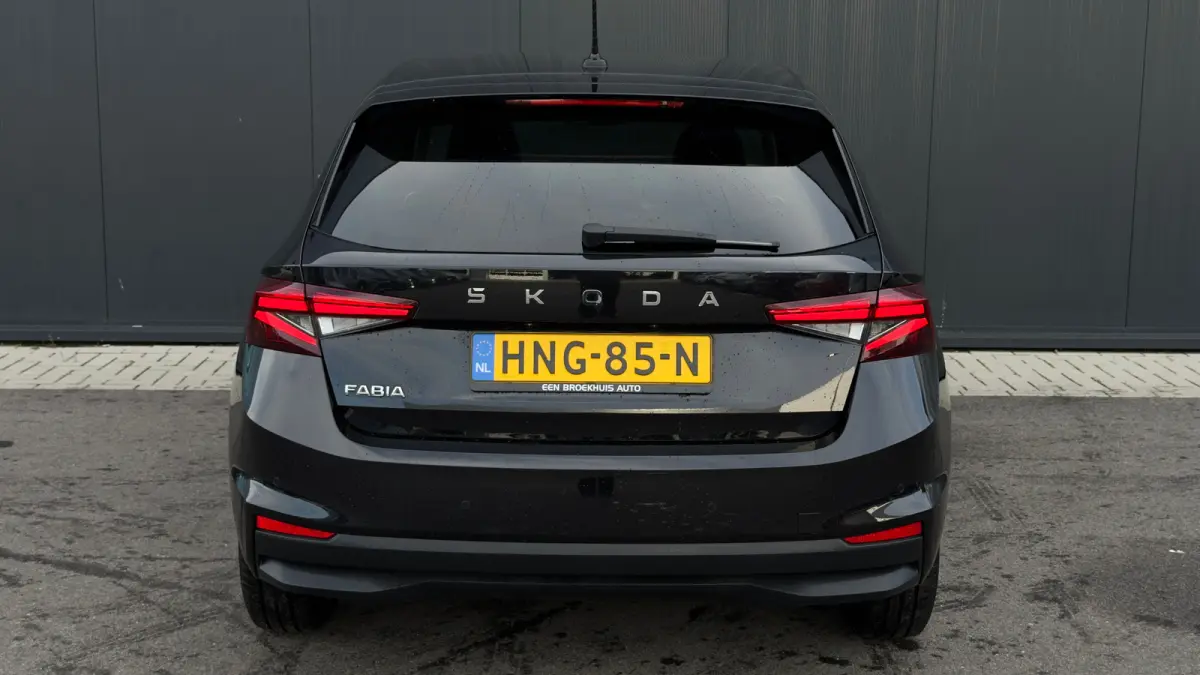 95pk 1.0 TSI Selection | Cruise Control | Airco | Carplay | 15" |