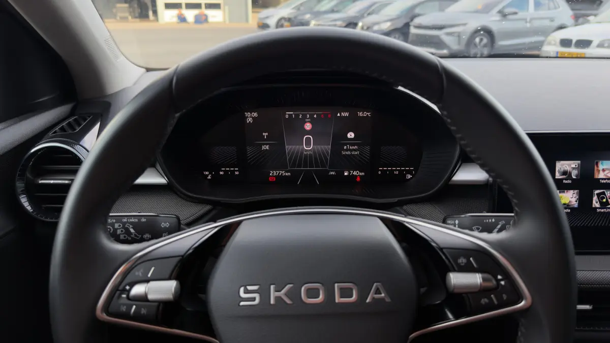 95pk 1.0 TSI Selection | Cruise Control | Airco | Carplay | 15" |