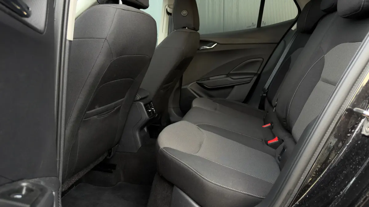 95pk 1.0 TSI Selection | Cruise Control | Airco | Carplay | 15" |