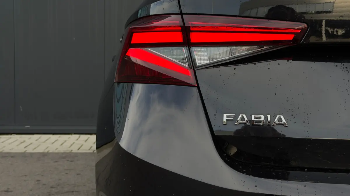 95pk 1.0 TSI Selection | Cruise Control | Airco | Carplay | 15" |
