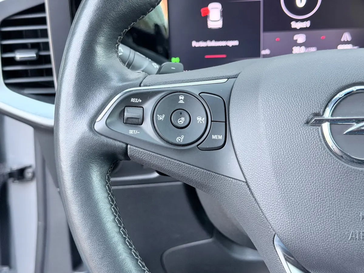 1.2 Turbo Ultimate AppleCarPlay/Camera