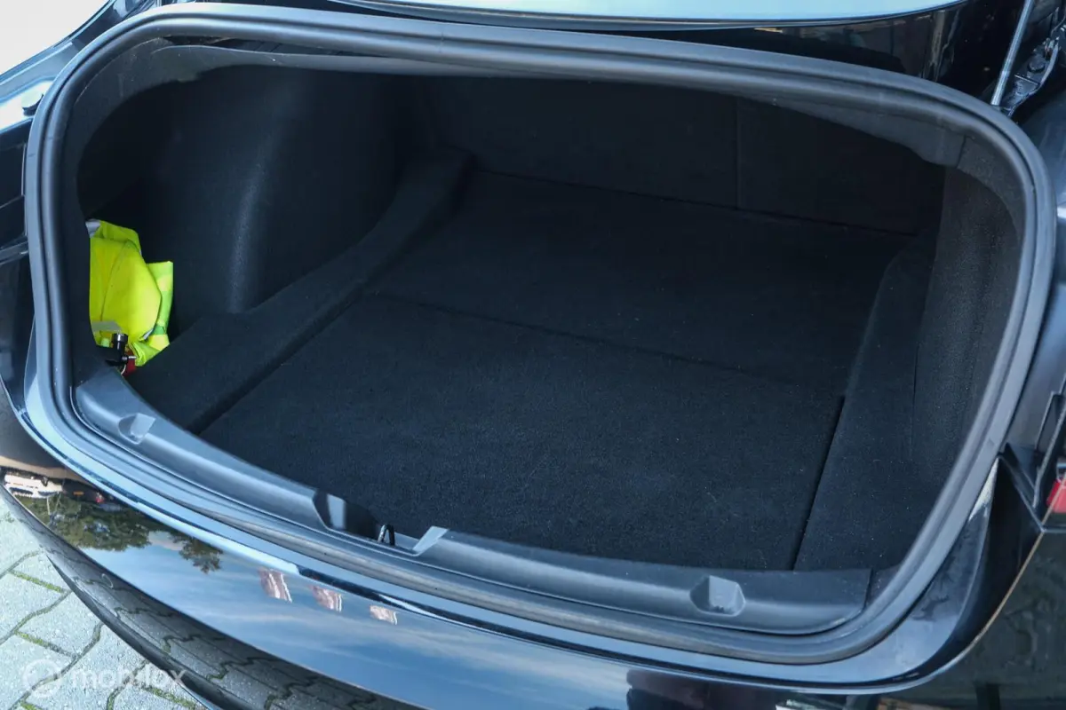 Long Range AWD 75 kWh | 92% SOH | Stoelverwarming voor en achter | Pano | ACC | 19 Inch velgen | zeer netjes | Unieke km's | FSD3