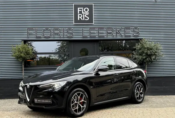 | 2.0 T AWD | PANO | 280 PK | Zwart Leer |