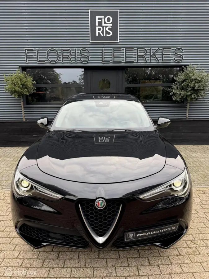 | 2.0 T AWD | PANO | 280 PK | Zwart Leer |
