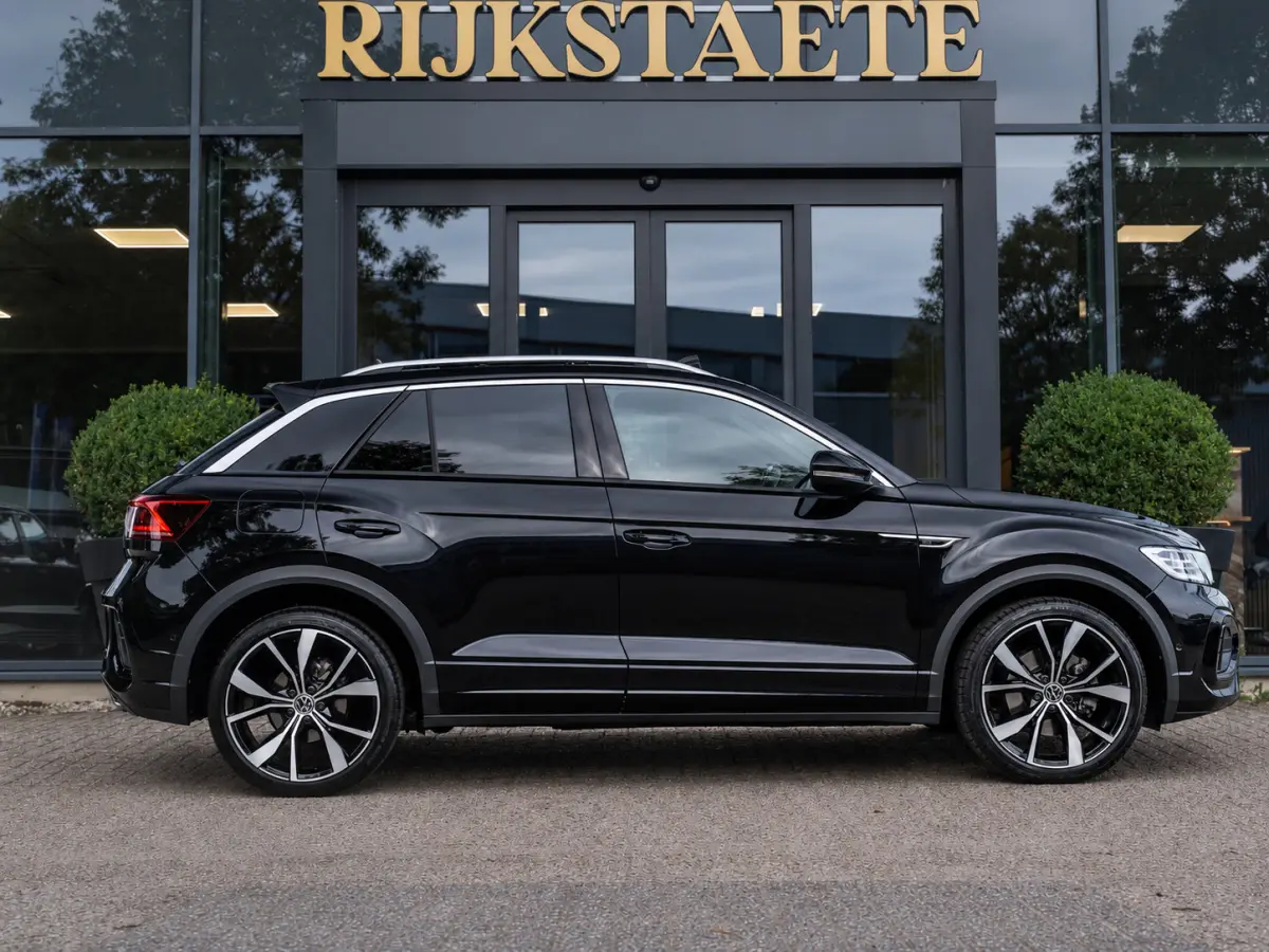 1.5 TSI R-Line|PANO|ACC|19''|MASSAGE|APP|IQ