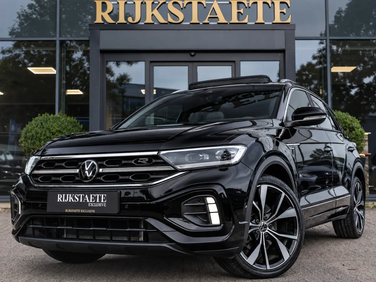 1.5 TSI R-Line|PANO|ACC|19''|MASSAGE|APP|IQ
