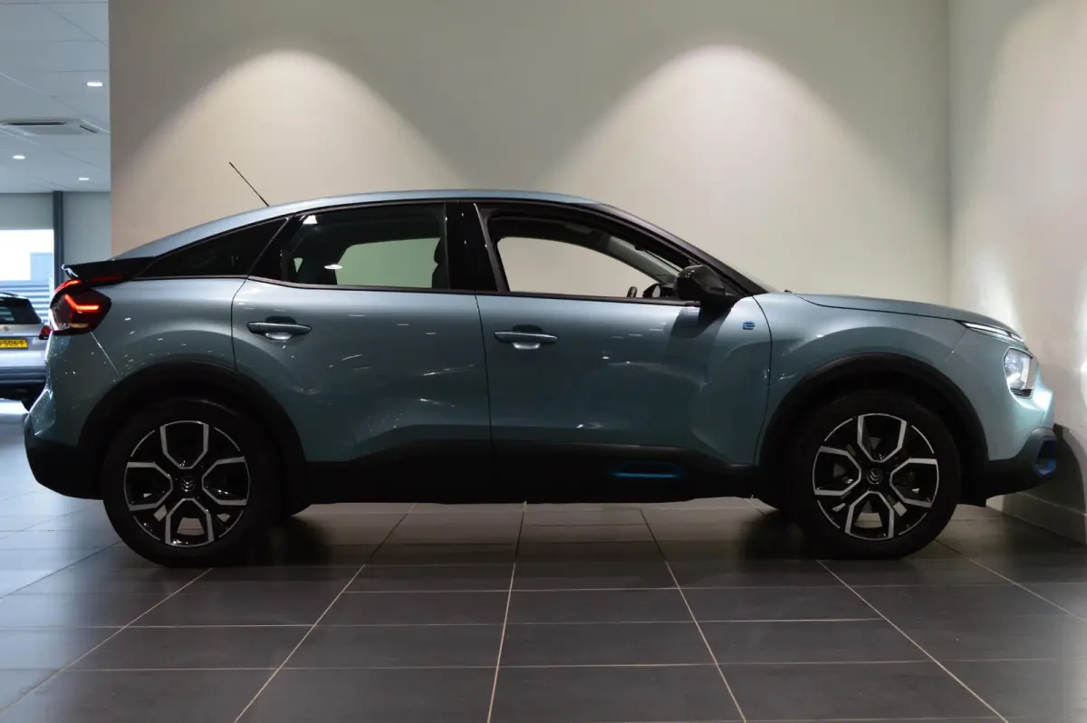 Feel Edition 50 kWh - 1e PART. EIGENAAR - LAGE KILOMETERSTAND - CARPLAY