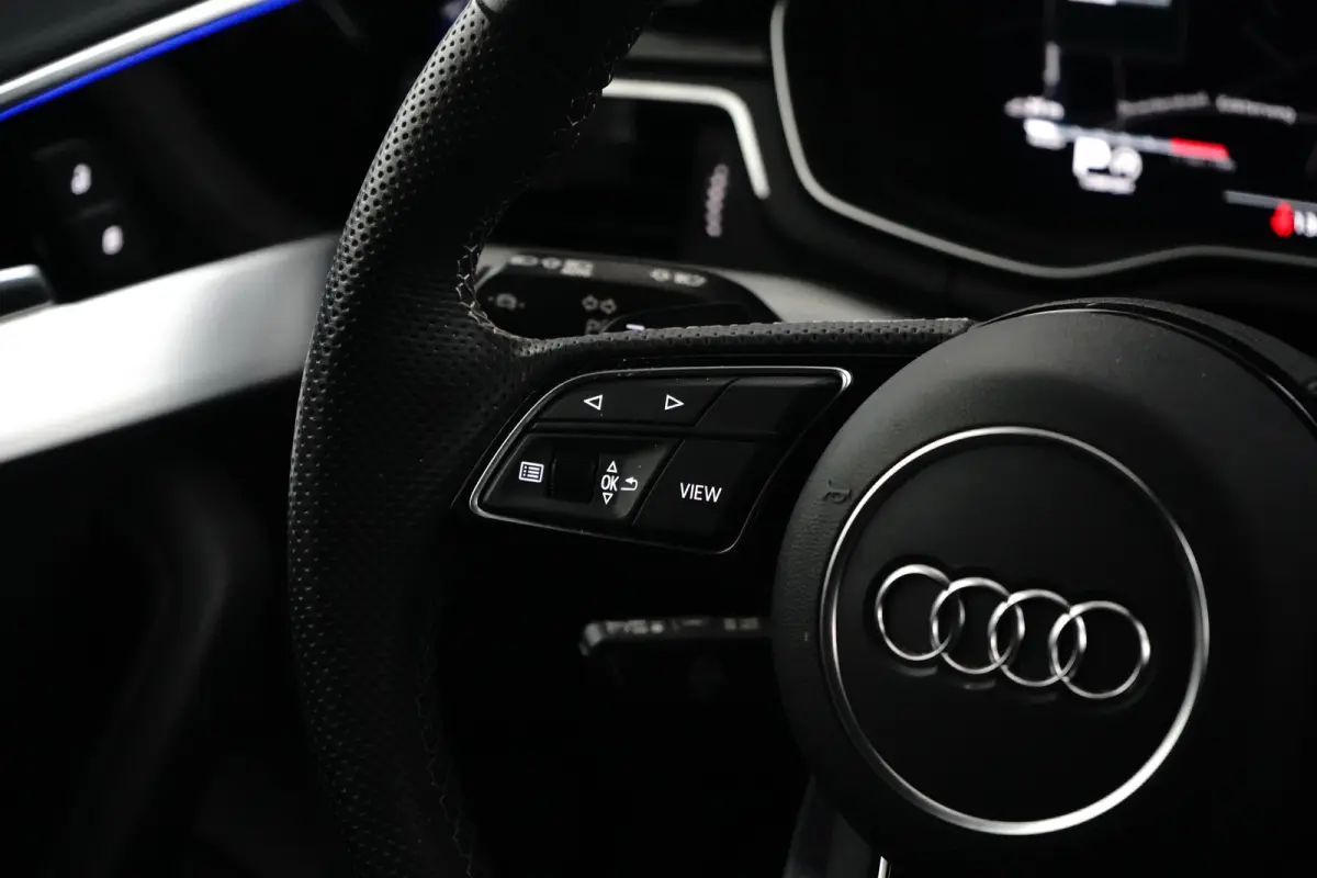 35 TFSI S edition Competition | S-Line | Camera | Stoelverwarming | Elektrische achterklep | Climate Control | Parkersensoren | 18 inch bi-tone velgen