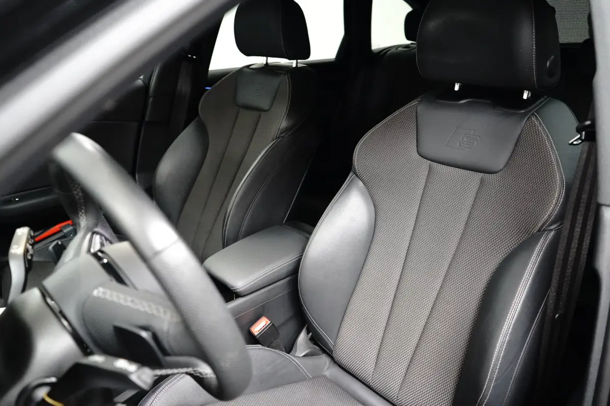 35 TFSI S edition Competition | S-Line | Camera | Stoelverwarming | Elektrische achterklep | Climate Control | Parkersensoren | 18 inch bi-tone velgen