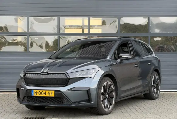 80 SPORTLINE (90% SOH) I PANAROMADAK I 360° CAMERA I ADAPTIVE CRUISE CONTROL I STOELVERWARMING