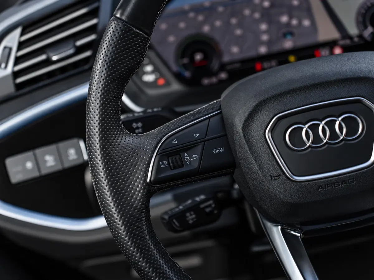 45 TFSI e S-Line|CAM|SFEER|APP|ACC|MATRIX|KEYLESS