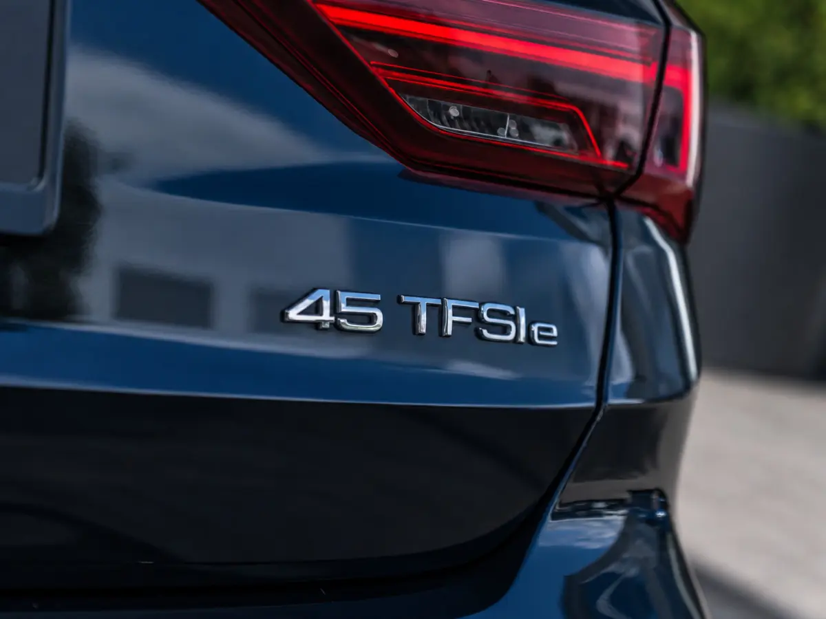 45 TFSI e S-Line|CAM|SFEER|APP|ACC|MATRIX|KEYLESS