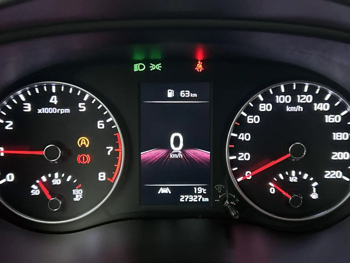 1.0 T-GDi GT-Line 5p | SCHUIF-KANTELDAK | ACHTERUITRIJCAMERA | APPLE CARPLAY - ANDROID AUTO | LEDER | STOELVERWARMING | STUURWIELVERWARMING | CLIMATE CONTROL | CRUISE CONTROL | LICHTMETALEN 
