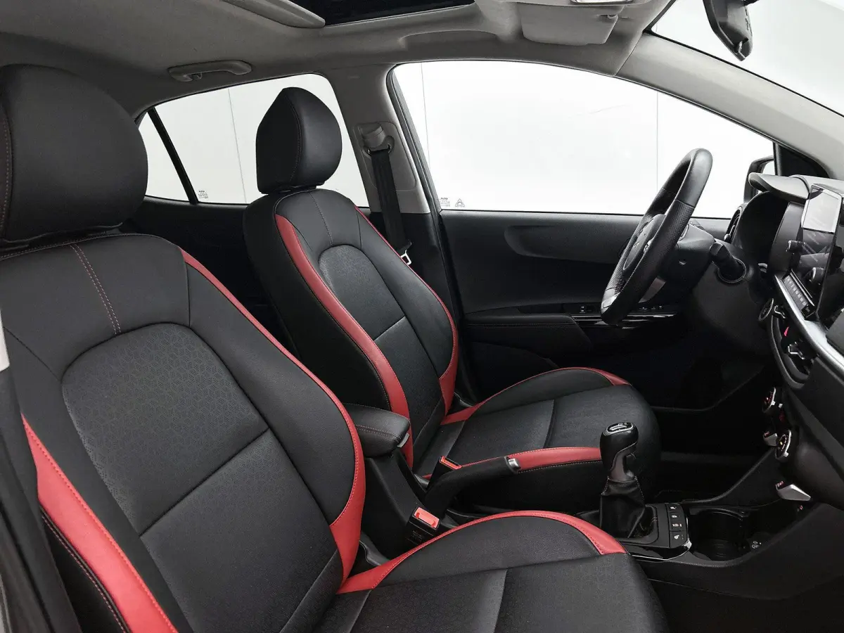 1.0 T-GDi GT-Line 5p | SCHUIF-KANTELDAK | ACHTERUITRIJCAMERA | APPLE CARPLAY - ANDROID AUTO | LEDER | STOELVERWARMING | STUURWIELVERWARMING | CLIMATE CONTROL | CRUISE CONTROL | LICHTMETALEN 