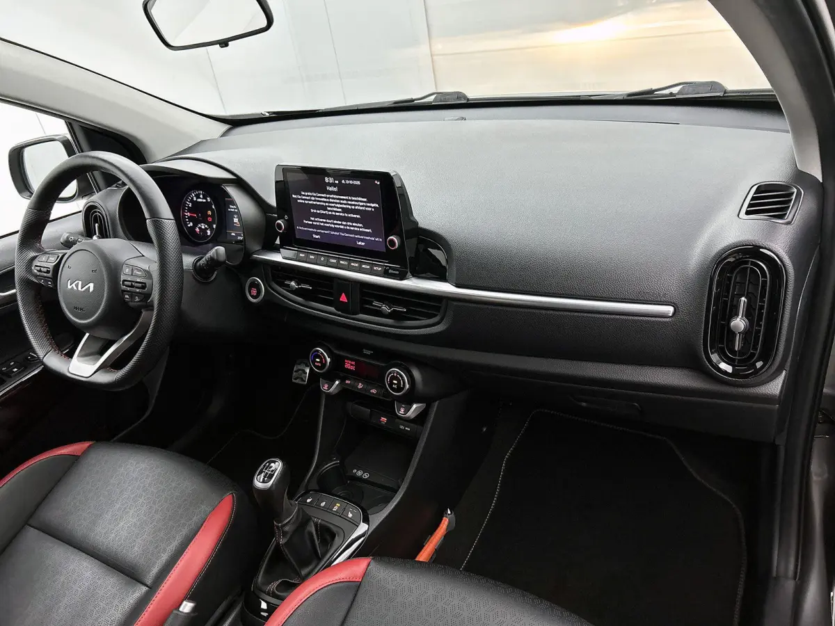 1.0 T-GDi GT-Line 5p | SCHUIF-KANTELDAK | ACHTERUITRIJCAMERA | APPLE CARPLAY - ANDROID AUTO | LEDER | STOELVERWARMING | STUURWIELVERWARMING | CLIMATE CONTROL | CRUISE CONTROL | LICHTMETALEN 