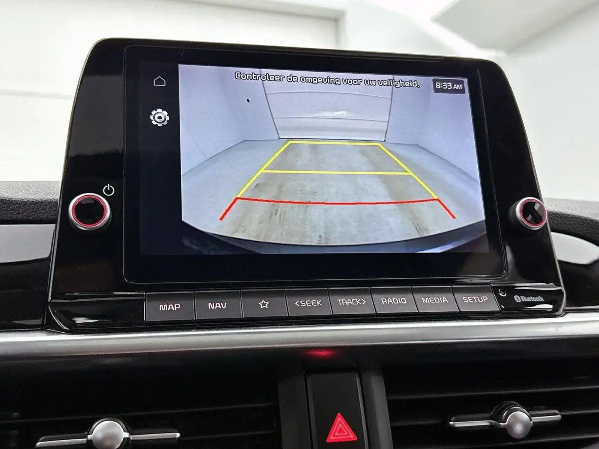 1.0 T-GDi GT-Line 5p | SCHUIF-KANTELDAK | ACHTERUITRIJCAMERA | APPLE CARPLAY - ANDROID AUTO | LEDER | STOELVERWARMING | STUURWIELVERWARMING | CLIMATE CONTROL | CRUISE CONTROL | LICHTMETALEN 