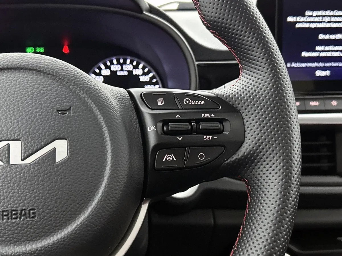 1.0 T-GDi GT-Line 5p | SCHUIF-KANTELDAK | ACHTERUITRIJCAMERA | APPLE CARPLAY - ANDROID AUTO | LEDER | STOELVERWARMING | STUURWIELVERWARMING | CLIMATE CONTROL | CRUISE CONTROL | LICHTMETALEN 
