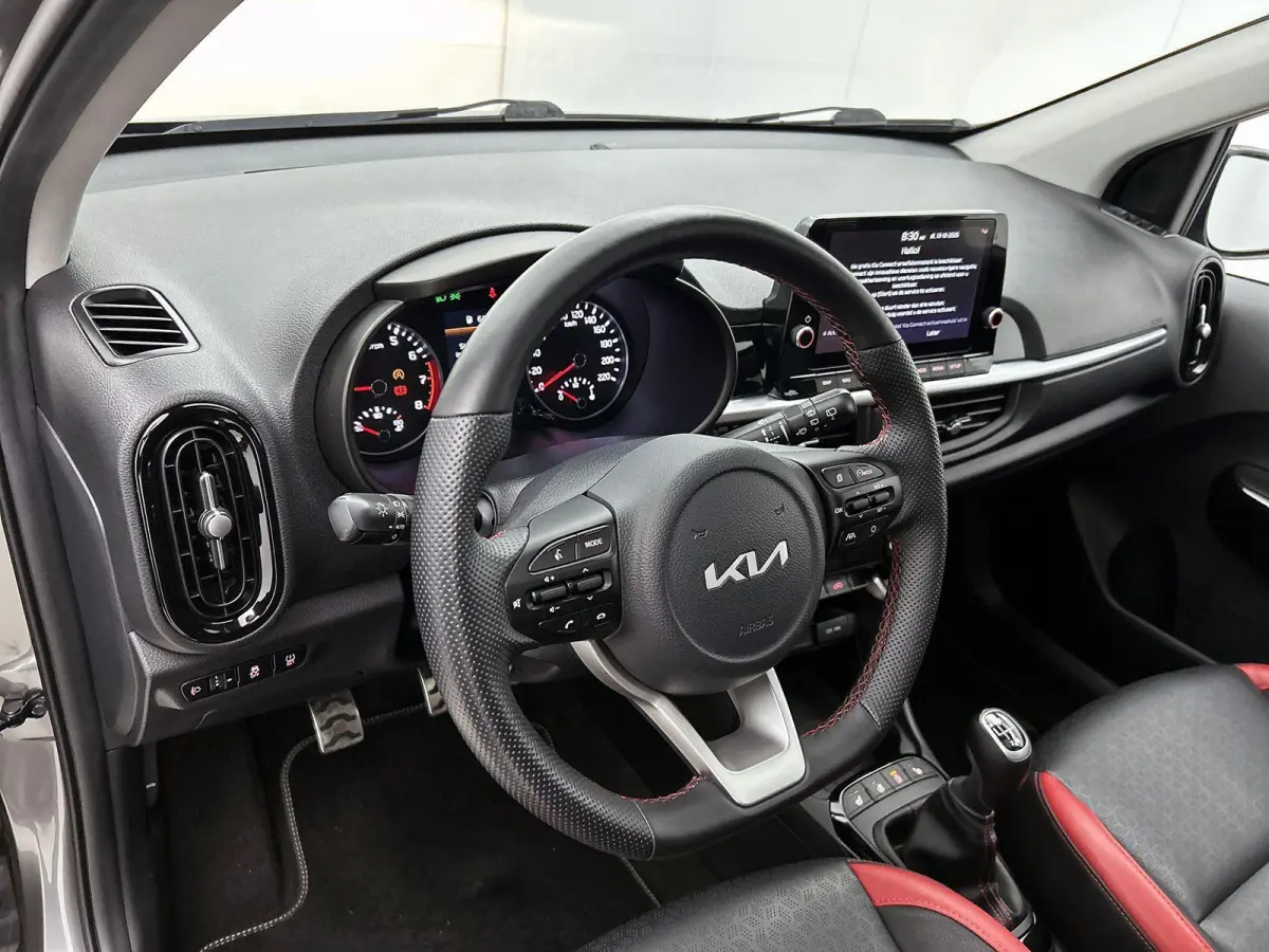 1.0 T-GDi GT-Line 5p | SCHUIF-KANTELDAK | ACHTERUITRIJCAMERA | APPLE CARPLAY - ANDROID AUTO | LEDER | STOELVERWARMING | STUURWIELVERWARMING | CLIMATE CONTROL | CRUISE CONTROL | LICHTMETALEN 