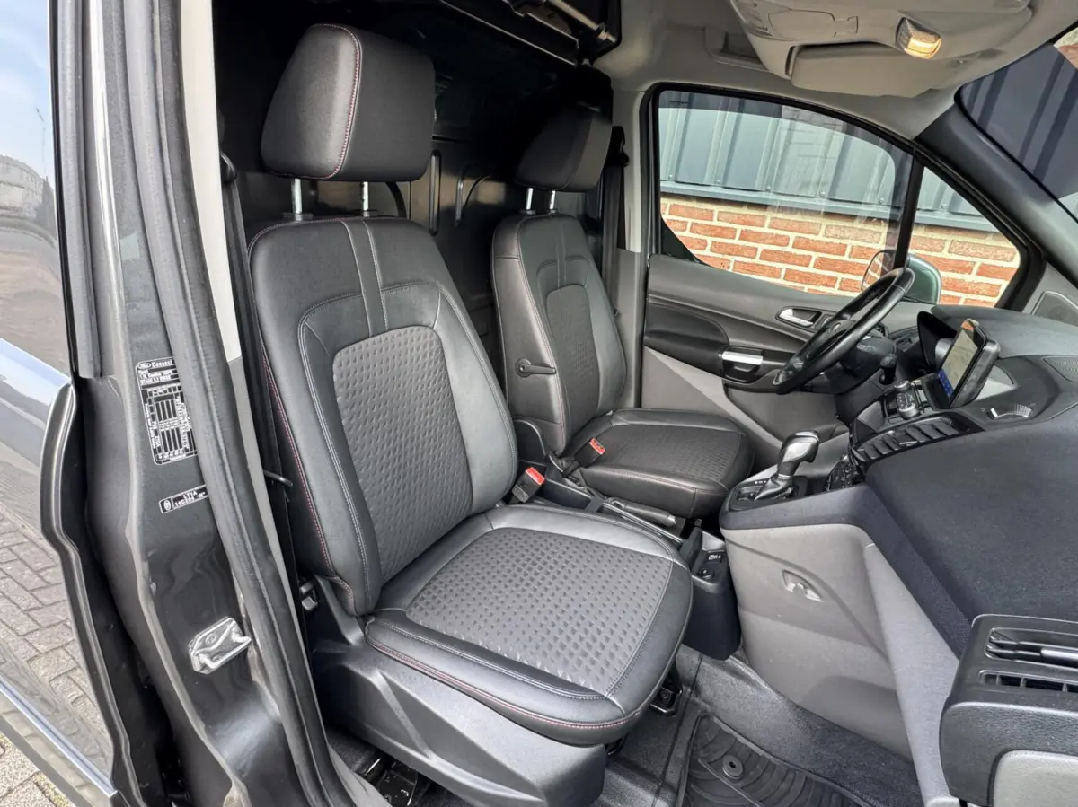 1.5 120pk L2 Sport Trekhaak/Camera/Carplay/Cruise/Stoelverwarming