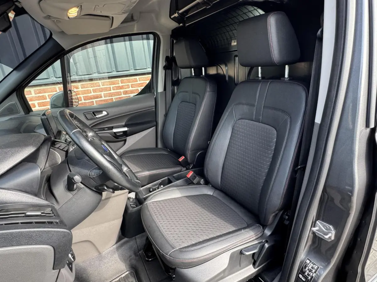 1.5 120pk L2 Sport Trekhaak/Camera/Carplay/Cruise/Stoelverwarming