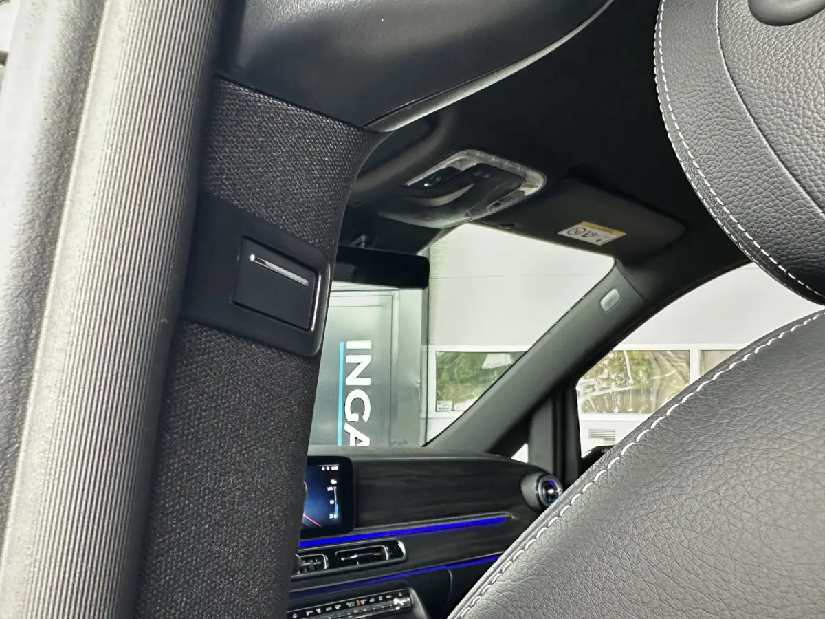 V300 AMG | Burmeister | 360 Cam | LED | LEER | DC |
