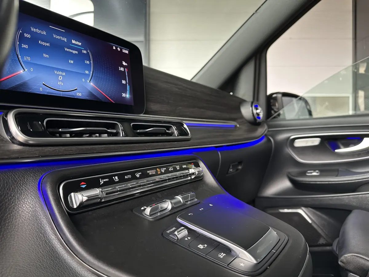 V300 AMG | Burmeister | 360 Cam | LED | LEER | DC |