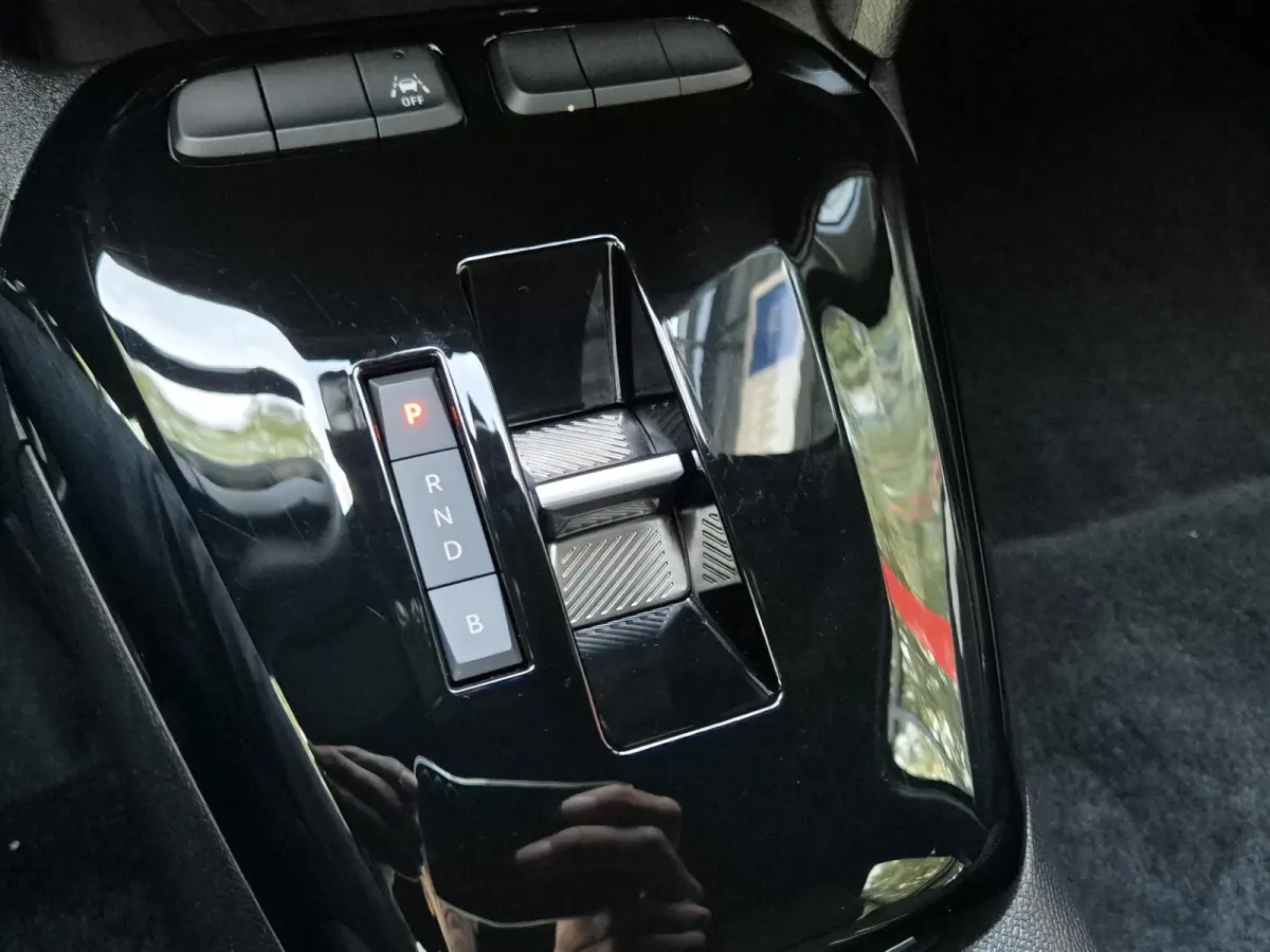 Electric GS 51 Kwh Long Range | Navigatie via Apple Carplay / Android | Climate Control | Parkeersensoren + Camera | Cruise Control | Licht metalen velgen