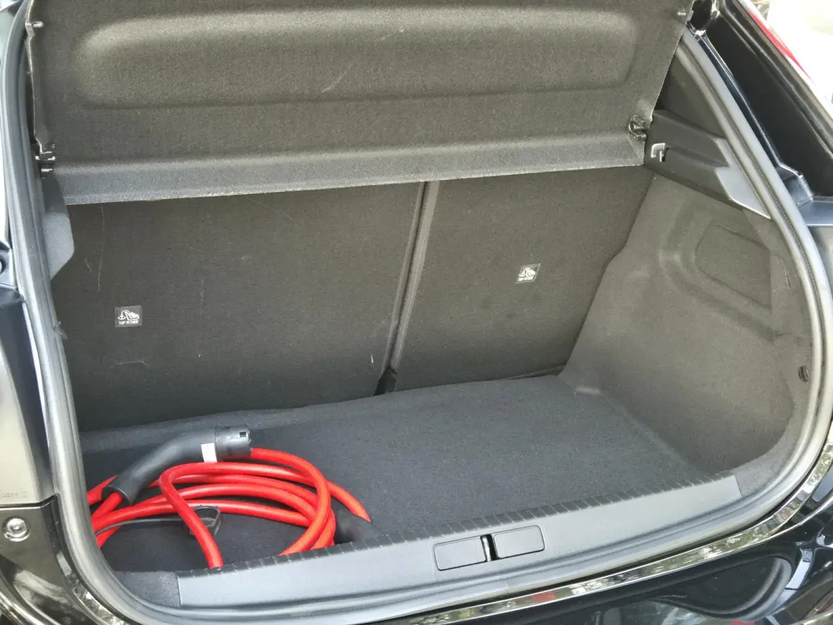 Electric GS 51 Kwh Long Range | Navigatie via Apple Carplay / Android | Climate Control | Parkeersensoren + Camera | Cruise Control | Licht metalen velgen